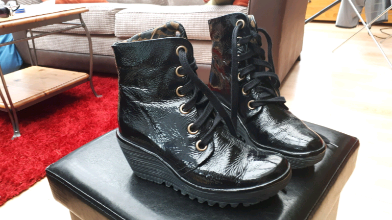 fly london boots sale size 6